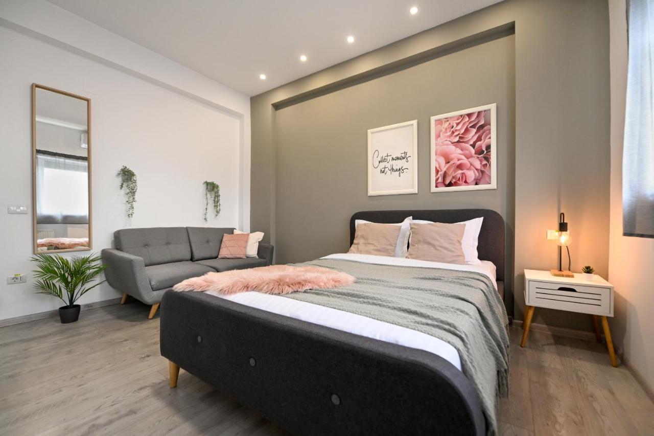 Splendid 2Br Apartment With Breathtaking Views Of Casa Poporului Bukarest Kültér fotó