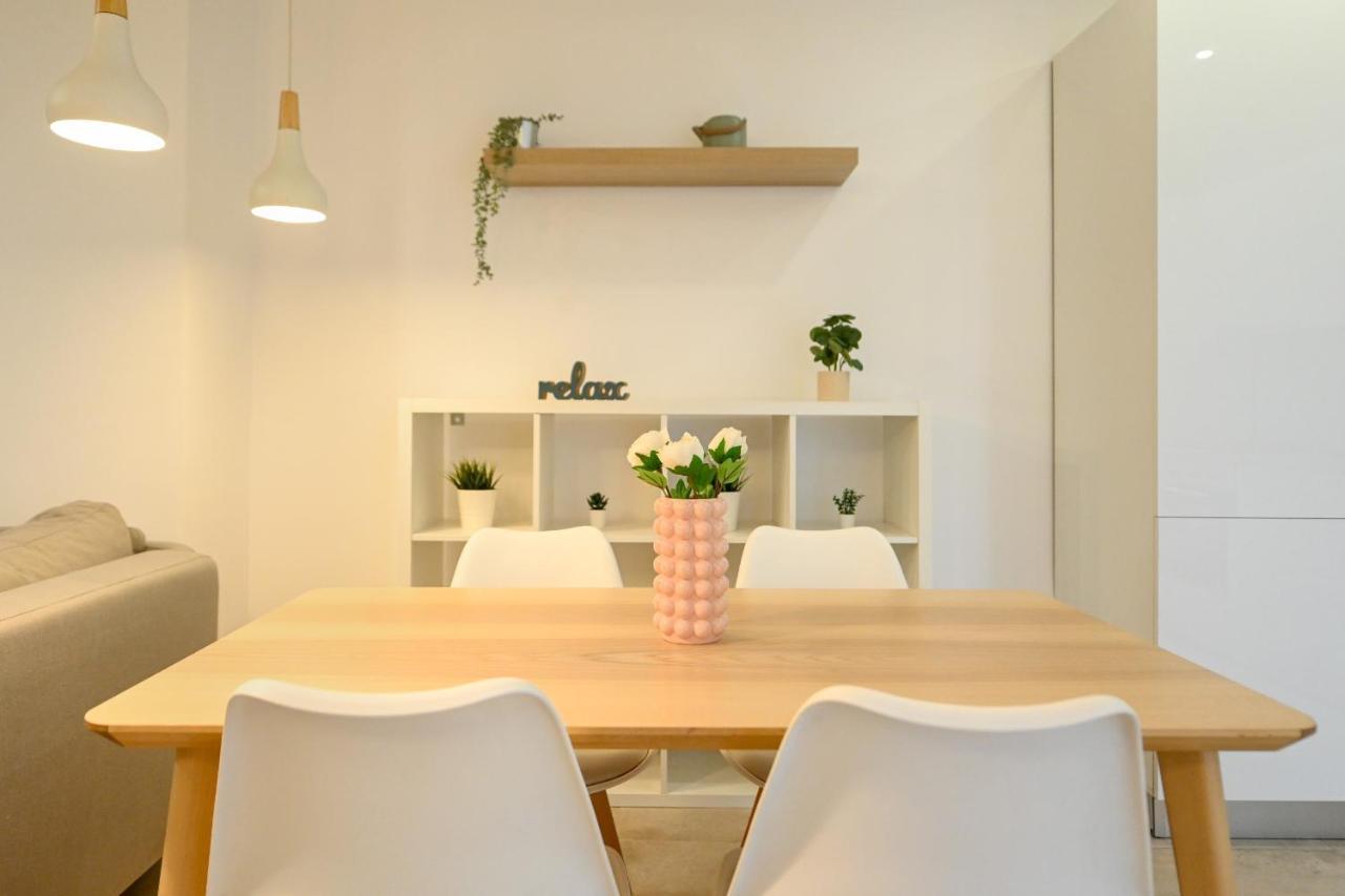 Splendid 2Br Apartment With Breathtaking Views Of Casa Poporului Bukarest Kültér fotó