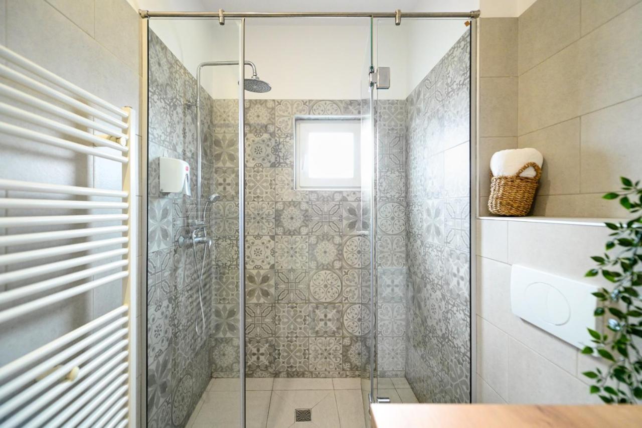 Splendid 2Br Apartment With Breathtaking Views Of Casa Poporului Bukarest Kültér fotó