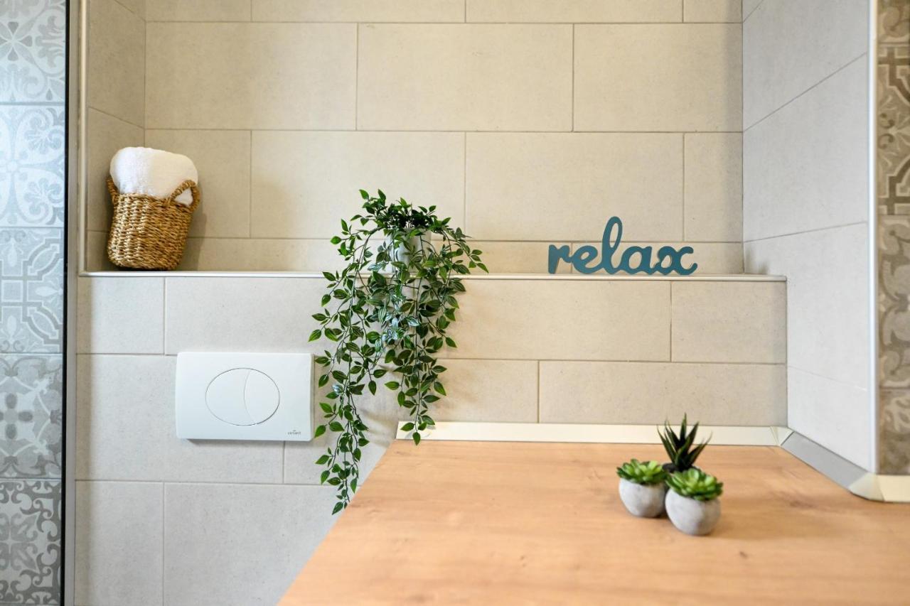Splendid 2Br Apartment With Breathtaking Views Of Casa Poporului Bukarest Kültér fotó